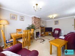 Lounge - click for photo gallery